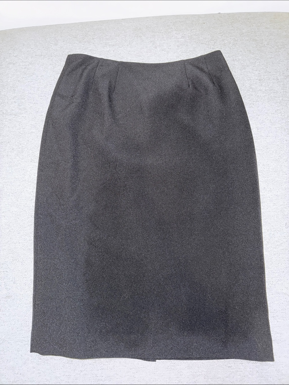 Kasper Elegant Black Pencil Skirt for Women